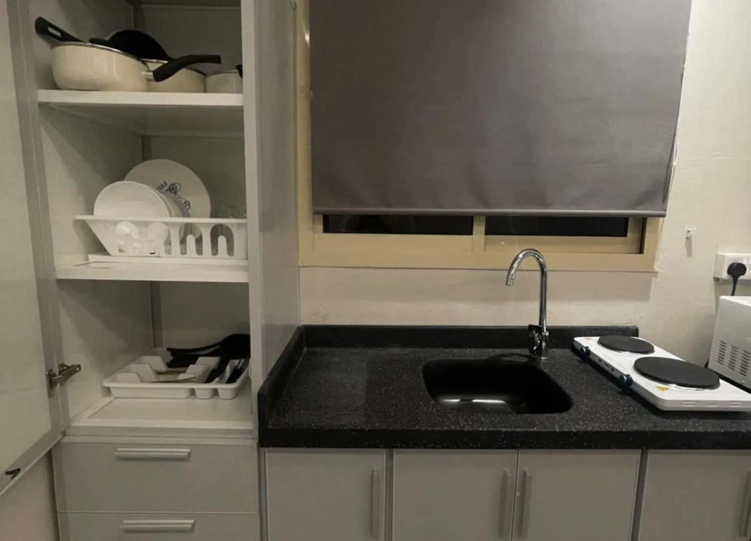 Apartment شقة غرفة وصاله بتصميم أنيق وهادئ ودخول ذكي